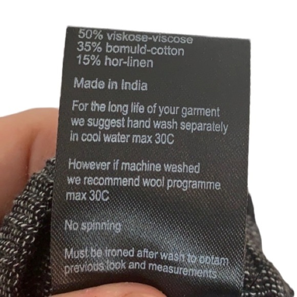 - NWT Masai Black Grey Striped Pusna Cullotes Cropped pants - Picture 10 of 10